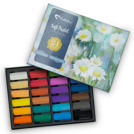 Doos met 24 Mikkelhus soft pastels, met een schilderij van madeliefjes erop. Pastels in wit, geel, oranje, rood, groen, blauw, paars, bruin, grijs, zwart.