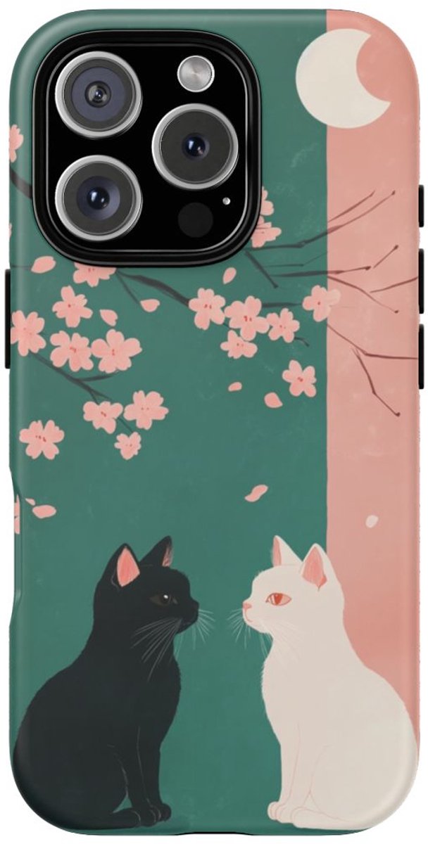 Zwarte en witte katten met sakurabloesem – Telefoonhoesje Geschikt voor iPhone 16 Pro