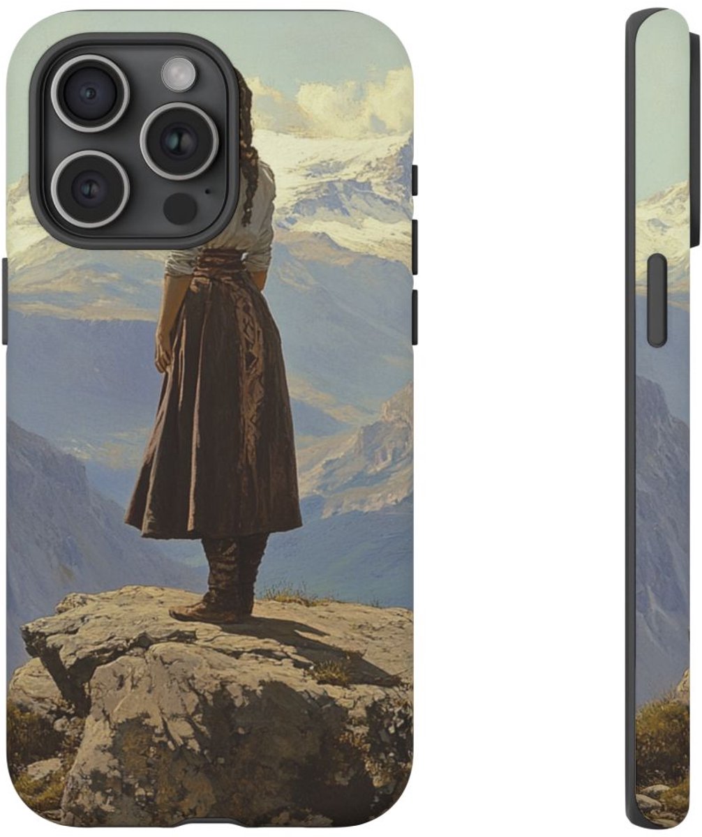 Meisje op een Rots in de Bergen – Telefoonhoesje Geschikt voor iPhone 15 Pro Max