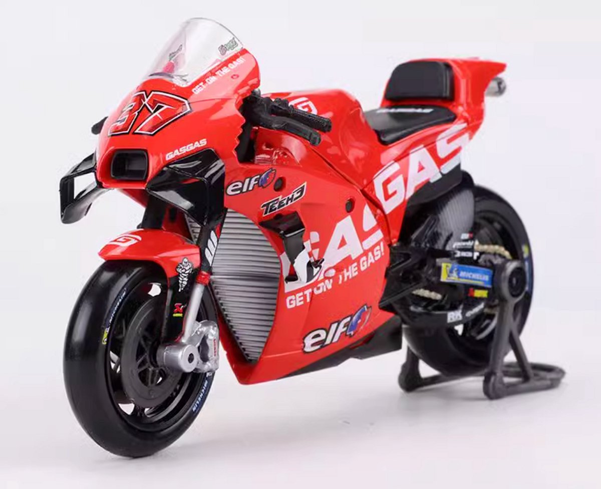 Maisto - KTM RC16 #37 - Augusto Fernandez - 2023 1:18