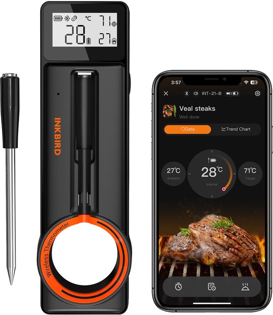 Inkbird thermometer in houder, sonde ernaast, smartphone met app die temperaturen van kalfssteak op grill toont.