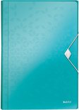 Turquoise map met geometrisch patroon en elastische sluiting.