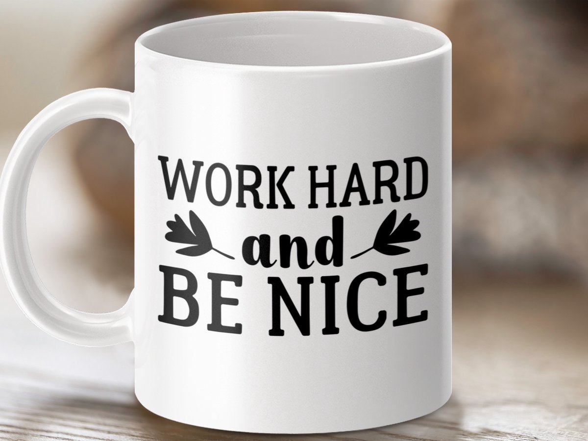 inspirerende mok, positieve mok, motivatie cadeau, koffie liefhebber, thee cadeau, positieve quote, werk decoratie, leuke mok, kantoor cadeau, cadeau voor vrienden, positieve vibes, werk inspiratie, vriendelijkheid