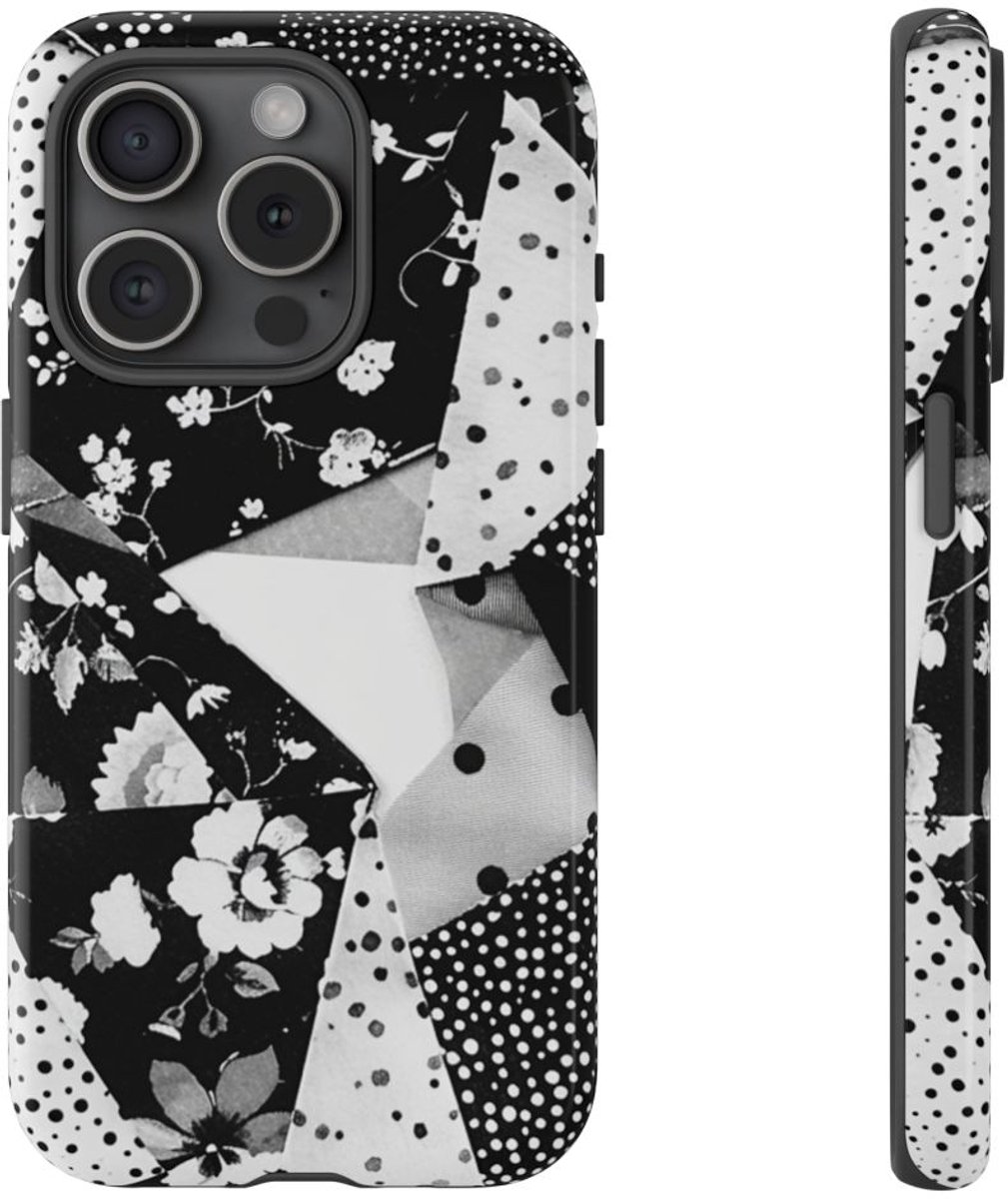 Monochrome Bloemen- en Polkadot Patchwork – Telefoonhoesje Geschikt voor iPhone 15 Pro