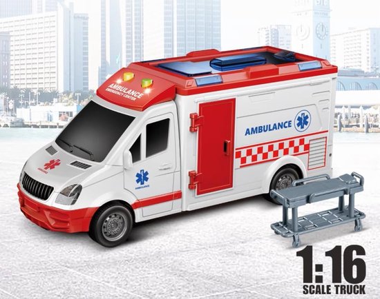 Witte ambulance met rode accenten en blauwe zwaailichten. Inclusief brancard en de tekst "AMBULANCE" en "EMERGENCY CENTER".
