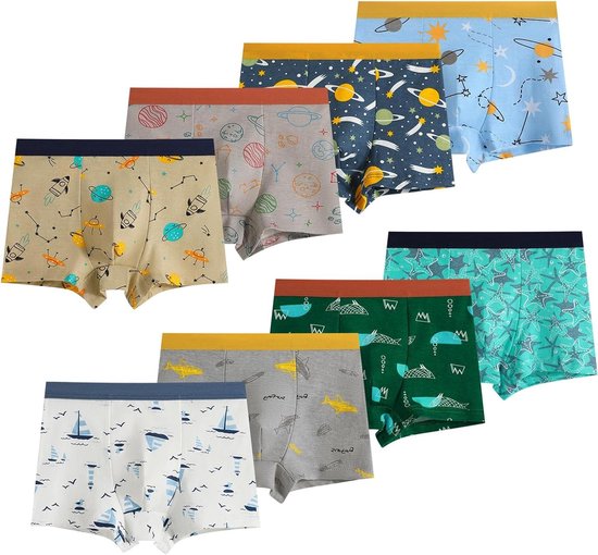 Set van 8 jongens boxershorts met diverse prints: ruimte, dino's, auto's, boten, sterren.