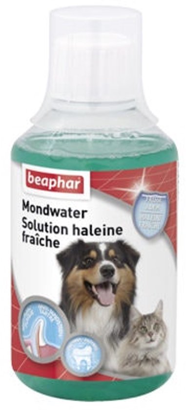 Beaphar Mondwater met afbeeldingen van een hond, kat en tanden. Inhoud 250 ml.