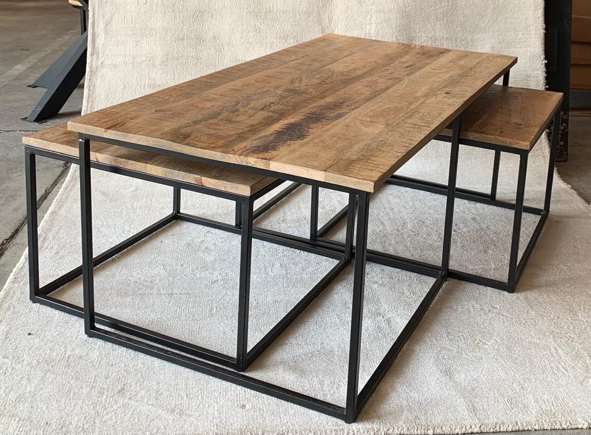 Salontafel Set van 3 – Mangohout & Metaal – Industrieel Nesting Design