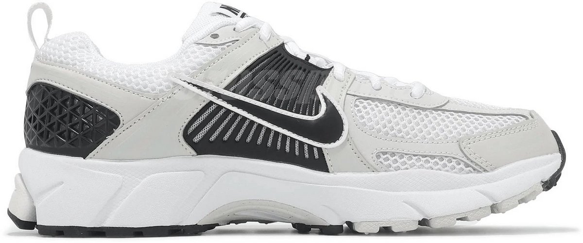 Nike vomero 5 /metalic Zilver