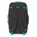 Achterkant van zwarte Eastpak rugzak met groene accenten en verstelbare schouderbanden.