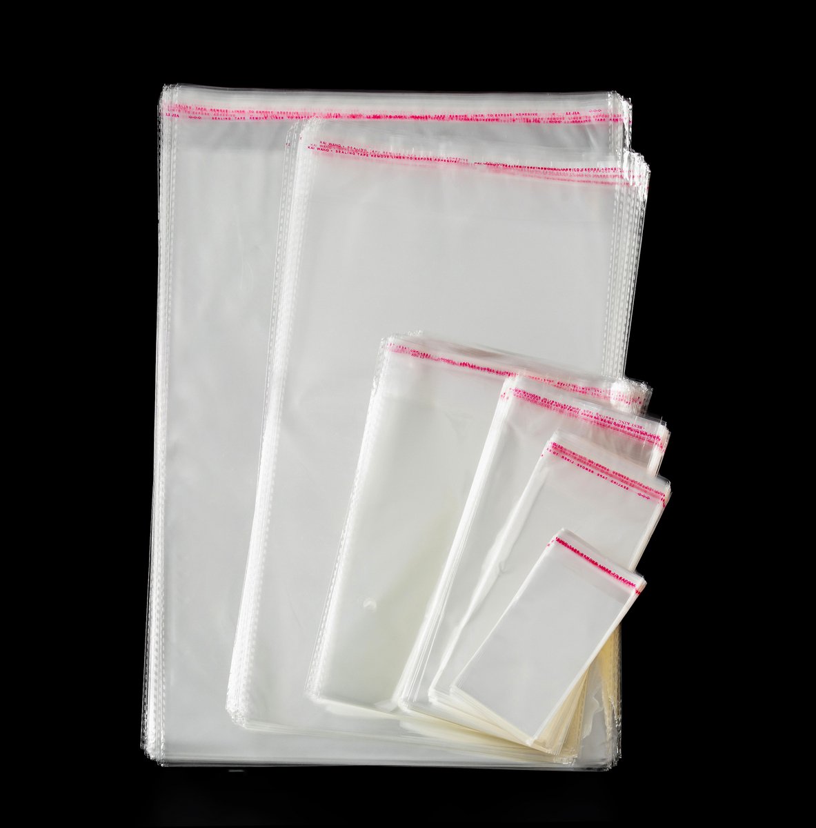 200x Cellofaan zakjes - Met Plakstrip - Transparant - Uitdeelzakjes - Snoepzakjes - Plastic Zakjes - Traktatie Zakjes - 15.3 cm x 24 cm