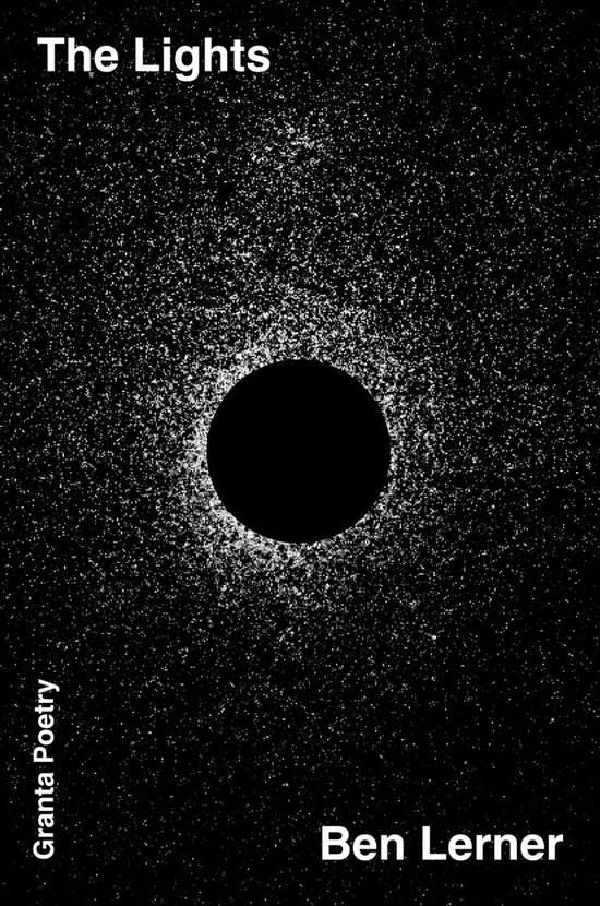 Boek kaft met tekst 'The Lights' en een zwarte cirkel omringd door witte stippen.