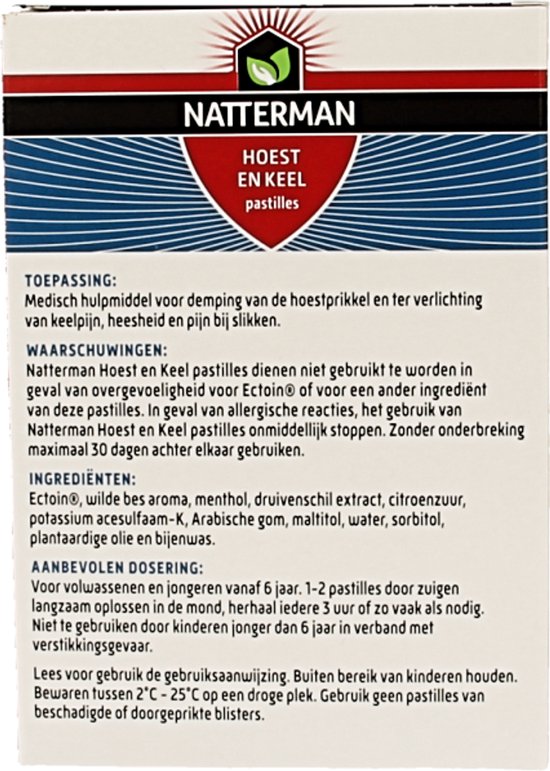 Achterkant van de verpakking Natterman Hoest en Keel pastilles. Tekst over toepassing, waarschuwingen, ingrediënten en dosering.