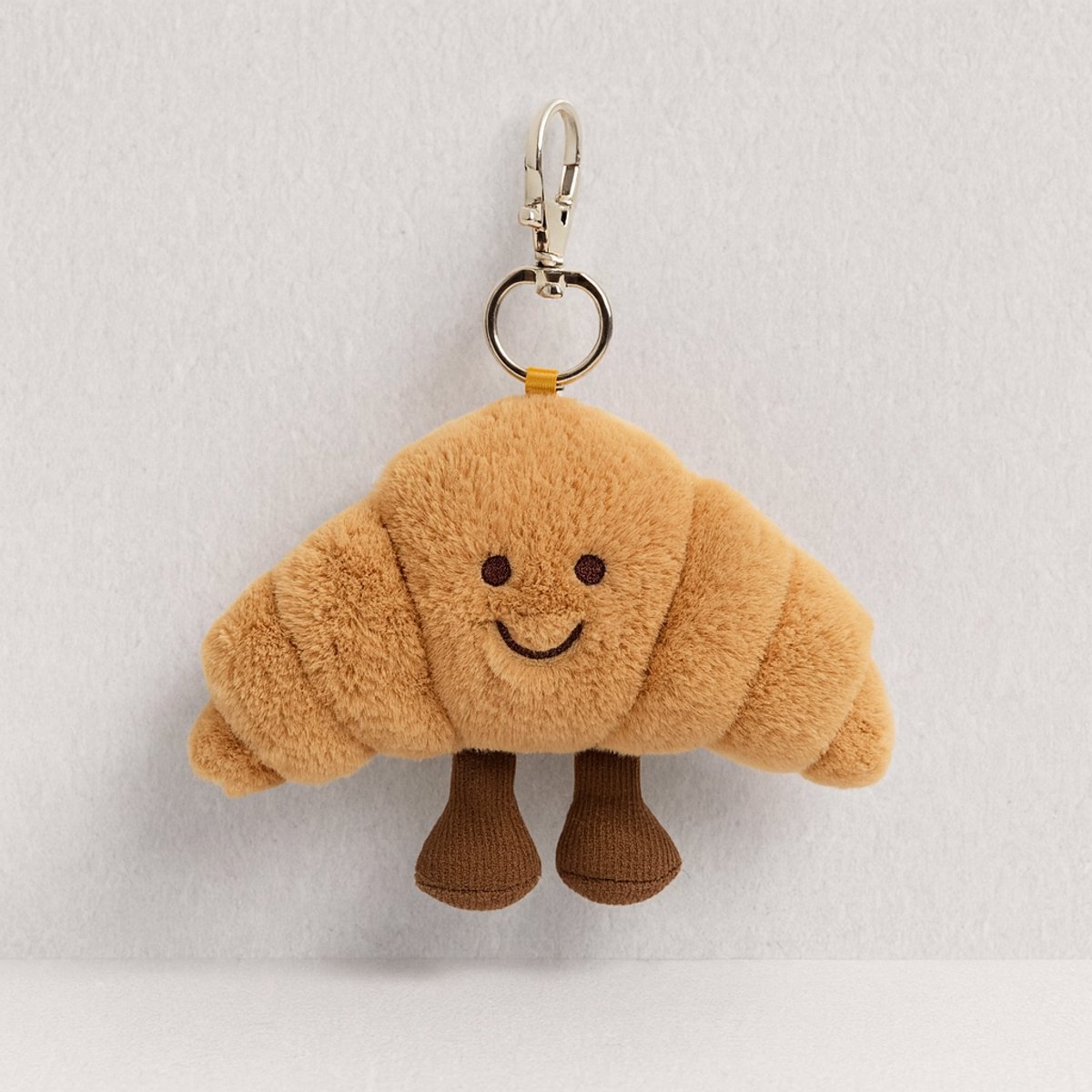 LuukyBB Knuffel Croissant Sleutelhanger - Schooltas Tas Basisschool School Kinderen - Kleuter Accessories - Back to School - Rugzak Sleutel, Etui, Crossaint Hanger, Sleutelbos