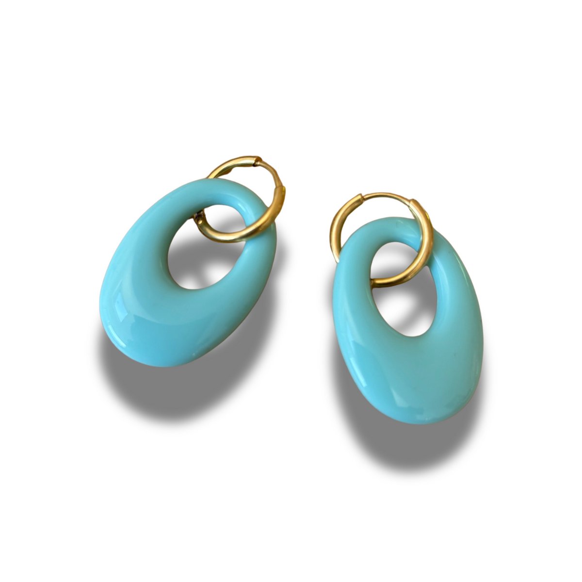 Oorringen - staal goudkleurig 16 mm - met mintgroene acryl hanger - hypoallergeen