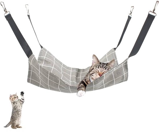 Grijze geruite hangmat met kat die slaapt en een staande kitten.