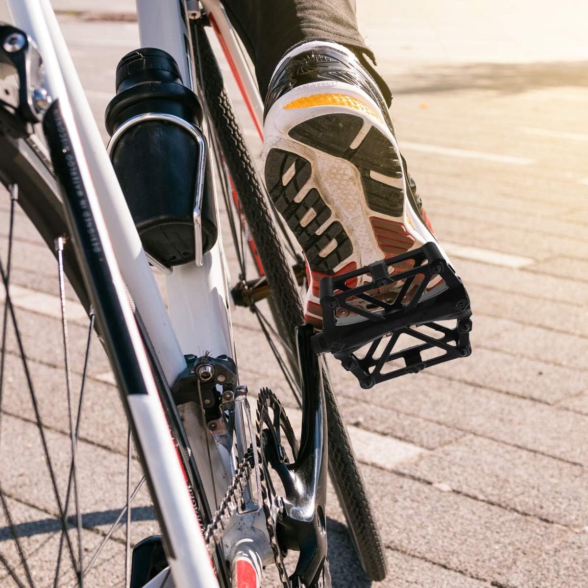 Fietspedalen - Platformpedalen - MTB Pedalen - Aluminium fiets pedalen - Trappers Fiets - Flat Pedals - Antislip Mountainbike Pedalen - Grip Pedalen universeel - inclusief bevestiging gereedschap - Geschikt voor MTB en E-bike – foto 4
