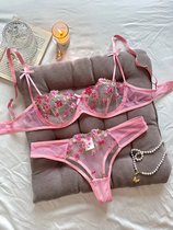Lingerie Set Erotisch met BH en String - Sexy Dames Setje - Roze - Maat L
