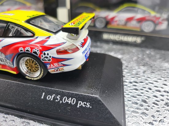 Porsche 911 GT3 RSR Le Mans 2004 N°90 - Miniature Minichamps 1/43 Neuve