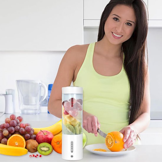 Fruitpers - 450 Ml - Sinaasappelpers - Draagbaar - USB Oplaadbaar - Citroenpers - Limoenpers - Keukenaccessoire - Juicer - Groenten- En Fruitpers - Slowjuicer - Elektrische Sapcentrifuge - Kleine Keukensapcentrifuge - Wit van Merkloos — afbeelding 2