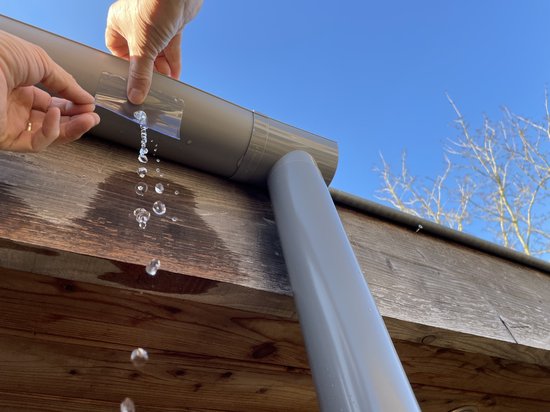 Waterproof Reparatietape - Onderwater tape - Luchtdicht & waterdicht - extra Sterk - Geschikt voor zwembaden, luchtbedden, boten & meer - Hecht zelfs onder water — afbeelding 4
