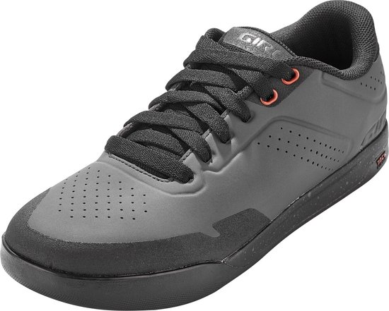 Giro Latch Chaussures pour femmes Hommes, gris