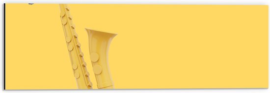 Dibond - Gele Saxofoon tegen Gele Achtergrond - 60x20 cm Foto op Aluminium (Wanddecoratie van metaal)