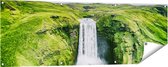 Gards Tuinposter Waterval in het Groene Landschap - 150x50 cm - Tuindoek - Tuindecoratie - Wanddecoratie buiten - Tuinschilderij