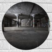 Muursticker Cirkel - Verlaten Gebouw - 40x40 cm Foto op Muursticker