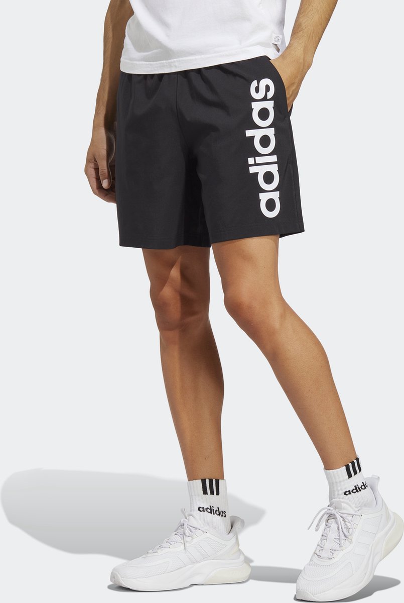 adidas Sportswear AEROREADY Essentials Chelsea Linear Logo Short Heren Zwart