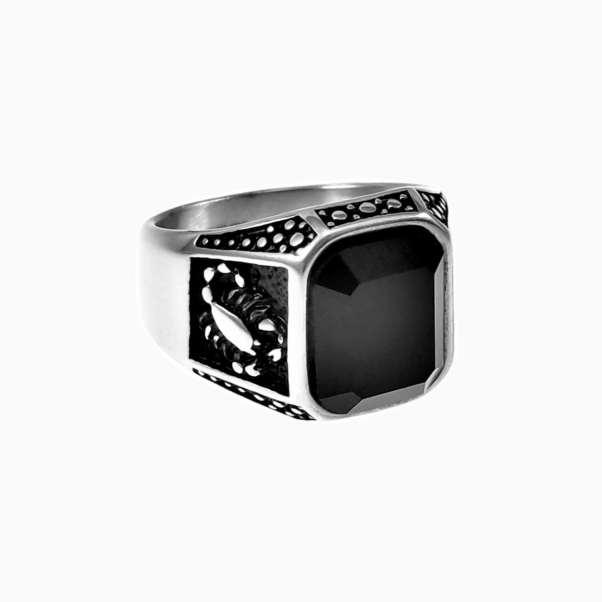 Chevaliere Homme Design Scorpion Acier Couleur Argent Ring avec Pierre Onyx bol