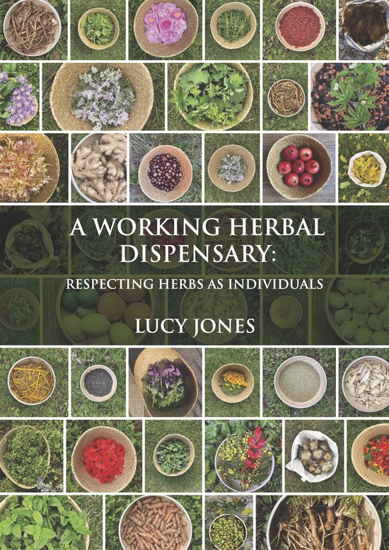 Couverture du livre 'A Working Herbal Dispensary' avec un collage d'herbes, de fleurs et de racines dans des paniers.