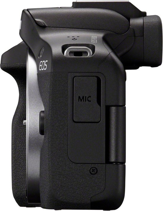 Zijkant van een zwarte Canon EOS R50 systeemcamera met 'MIC' poort.