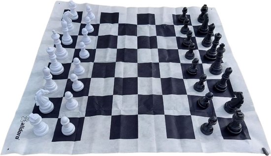Thumbnail van een extra afbeelding van het spel XL Schaakmat - Tuinschaak - Outdoor Schaakspel - met 32 Schaakfiguren - Reuzenschaak met Draagtas - Grote Tuinmat met Schaakbordpatroon - voor Kinderen vanaf 3 Jaar en Volwassenen