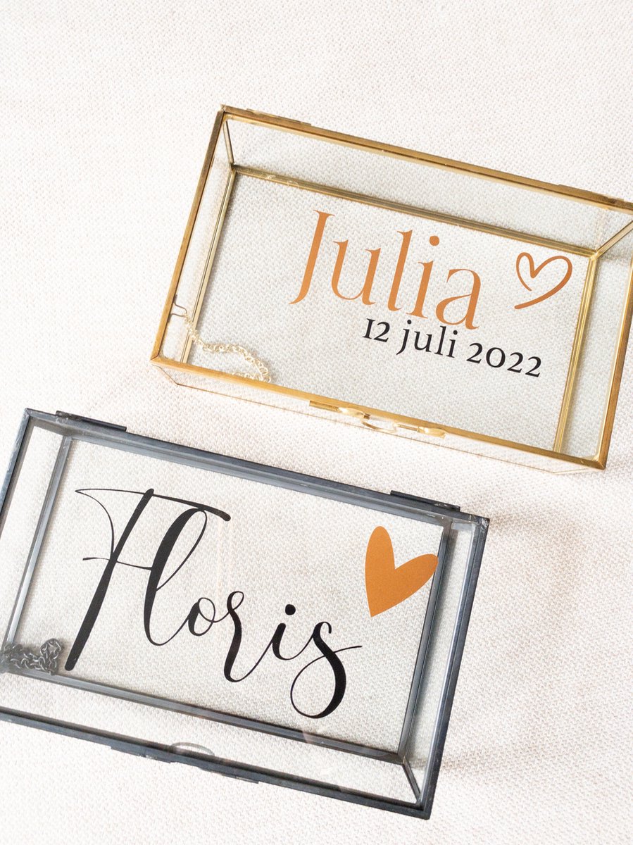 Goedkoopste GLAZEN MEMORY BOX maat M - Zwart of Goud - PERSONALISEER NAAR WENS | Herinneringsbox | Herinneringskist | Herinneringsdoos | Memorybox | Kraamcadeau met naam | Baby geboortecadeau | Huwelijkscadeau | Ringdoos | Ringendoos | Bewaardoos | Sieradendoos