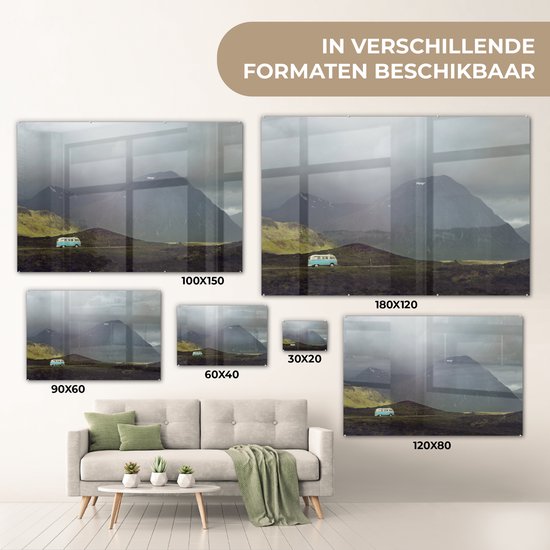 MuchoWow® Glasschilderij 180x120 cm - Schilderij acrylglas - Bus - Blauw - Bergen - Foto op glas - Schilderijen