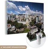 MuchoWow® Glasschilderij 30x20 cm - Schilderij acrylglas - Het Zuid-Amerikaanse Belo Horizonte in Brazilië - Foto op glas - Schilderijen