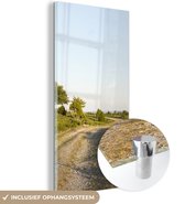 MuchoWow® Glasschilderij 60x120 cm - Schilderij acrylglas - Zomer - Weg - Zee - Foto op glas - Schilderijen