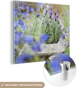MuchoWow® Glasschilderij 90x90 cm - Schilderij acrylglas - Close-up van lavendel in een tuin - Foto op glas - Schilderijen