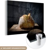 MuchoWow® Glasschilderij 180x120 cm - Schilderij acrylglas - Brood op donkere achtergrond - Foto op glas - Schilderijen