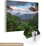 MuchoWow® Glasschilderij 120x90 cm - Schilderij acrylglas - Jungle - Berg - Costa Rica - Jongetjes - Meiden - Kinderen - Foto op glas - Schilderijen