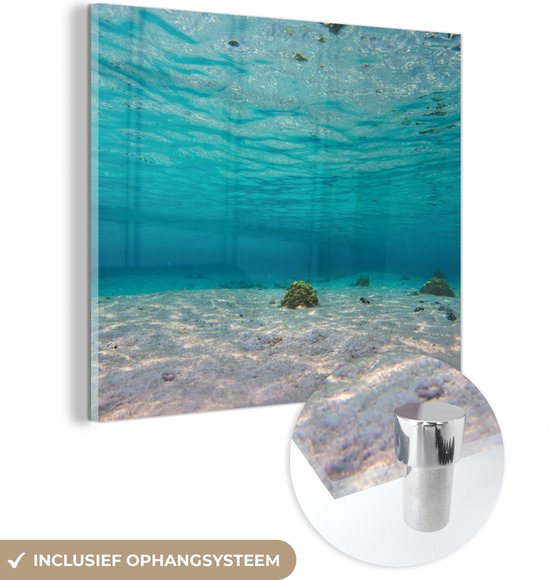 MuchoWow® Glasschilderij 20x20 cm - Schilderij acrylglas - De schitterende zee van Glover’s Reef in Belize - Foto op glas - Schilderijen