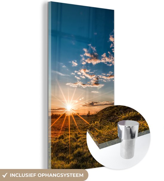 MuchoWow - Peinture sur verre - Photo sur verre - Herbe - Coucher de soleil - Nuages ​​- Nature - 80x160 cm - Décoration murale - Verre acrylique - Peinture nature - Peinture sur verre