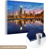 MuchoWow® Glasschilderij 30x20 cm - Schilderij acrylglas - Chicago - Skyline - Licht - Foto op glas - Schilderijen