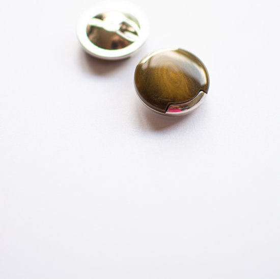 Knoop metaal met ketting 18 mm