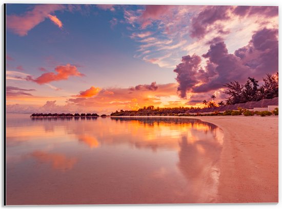 Dibond - Zonsopkomst bij Luxe Vakantieverblijven op de Maledieven - 40x30 cm Foto op Aluminium (Wanddecoratie van metaal)