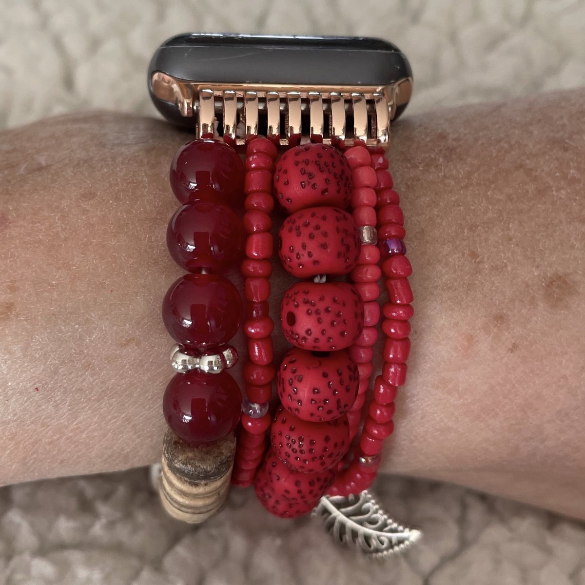 Apple Watch Bohemian Horlogeband- maat 42-44-45 mm-glazen en houten kralen elastisch geregen- Ibiza boho stijl