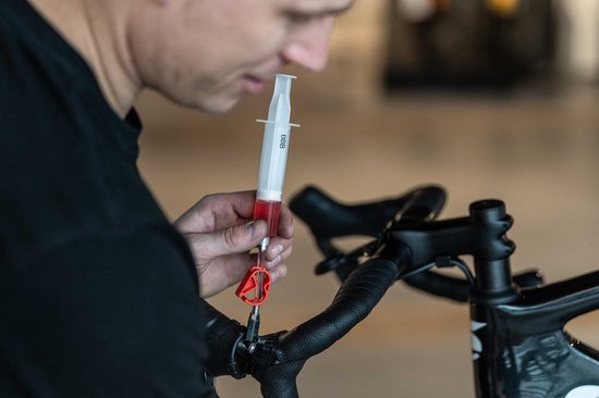 BBB Cycling Remontluchter Set - Bleedkit Shimano - Complete Rem Ontluchtingsset Shimano - Compatibel met Shimano MTB en Road Groepsets - BBS-103 van BBB Cycling — afbeelding 5
