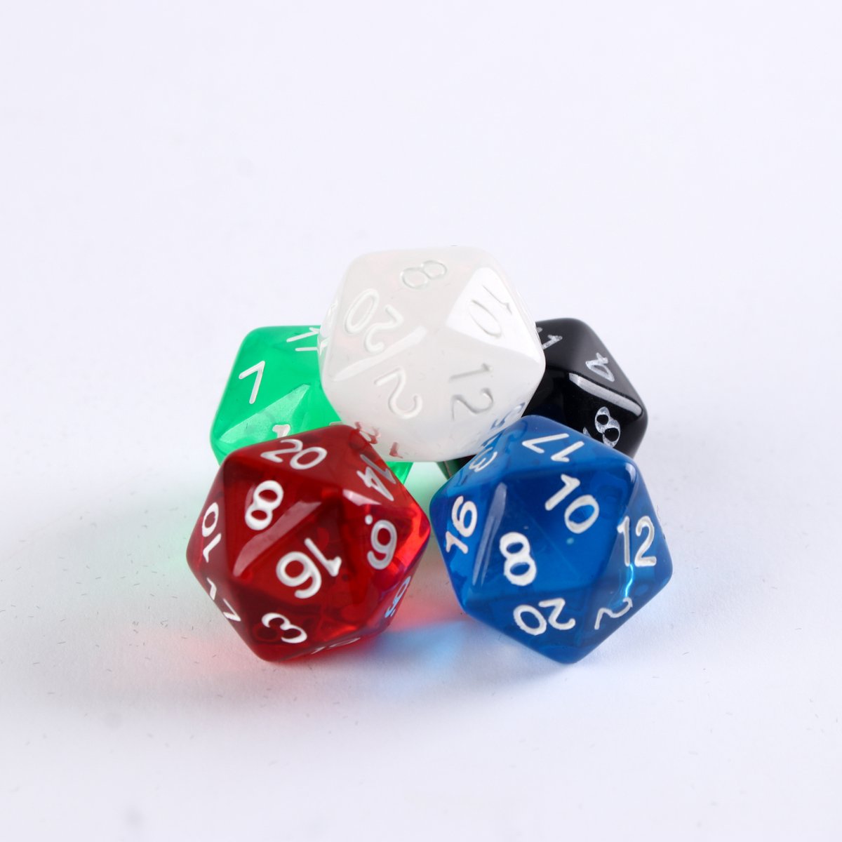 Lot De 70 Dés De Jeu – 10 Couleurs, 10 Sacs Velours + 1 Grand Sac, Complet Pour Donjons & Dragons, Pathfinder, Etc.