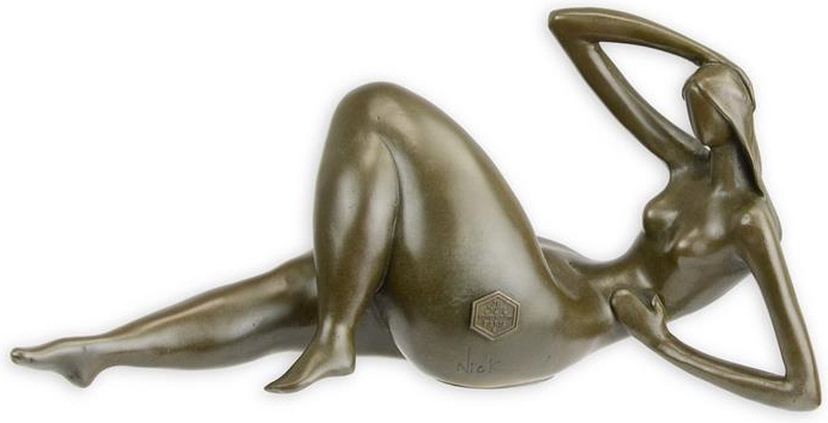 EEN BRONZEN SCULPTUUR VAN EEN VROUWELIJK NAAKT